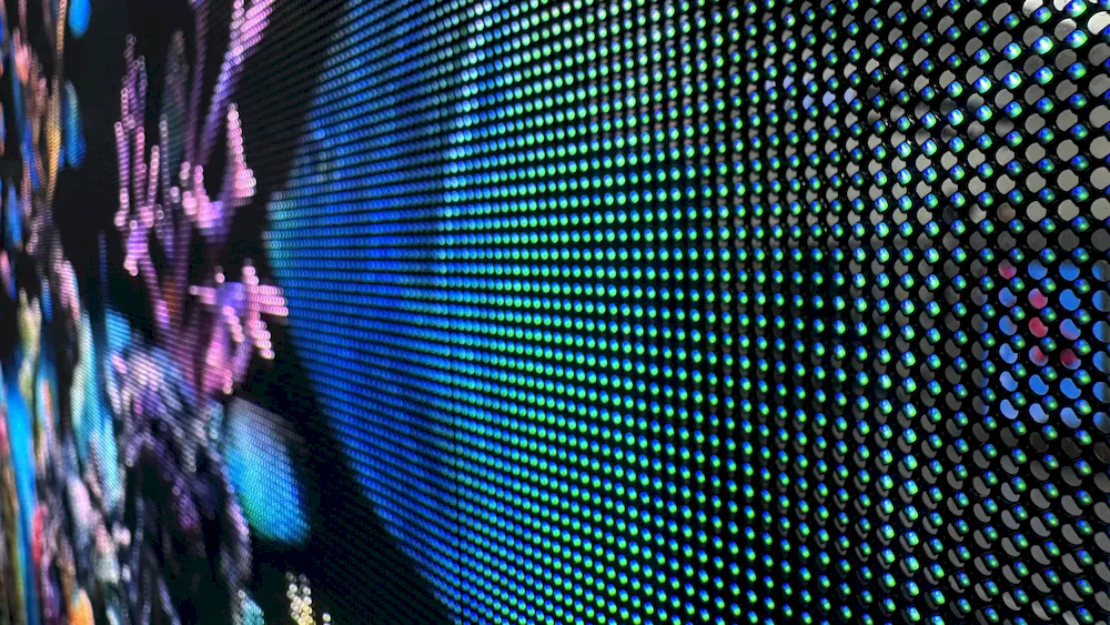 История бренда о MUXWAVE 2