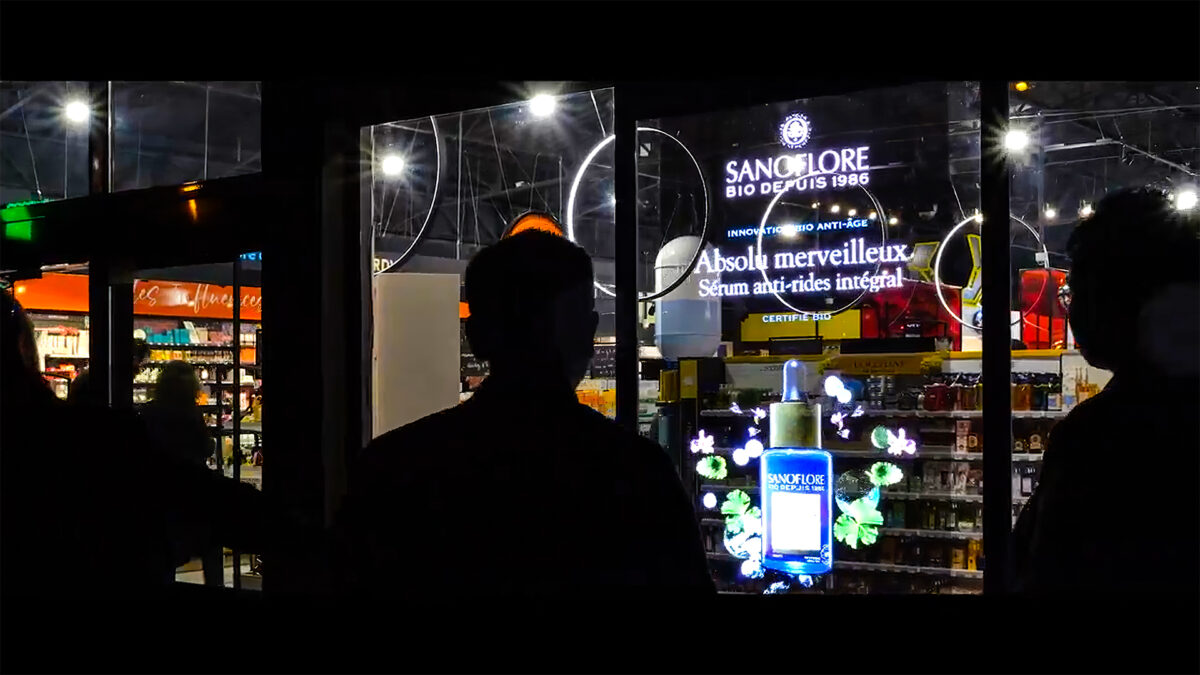 MUXWAVE LED 필름 스크린은 브랜드 매장 유리창 광고에 선호되는 선택입니다 1 10 2 1200x675 1