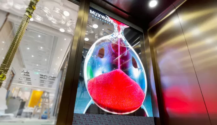 LED 투명 디스플레이 기술의 혜택을 받는 주요 산업 2 이미지 1.png