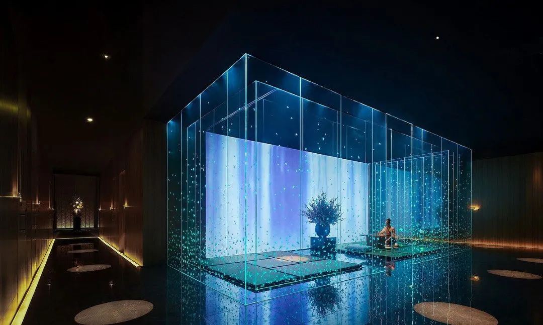 Wie kann eine LED-Anzeige ihre Wirksamkeit in immersiven Szenen maximieren? 3 zwei