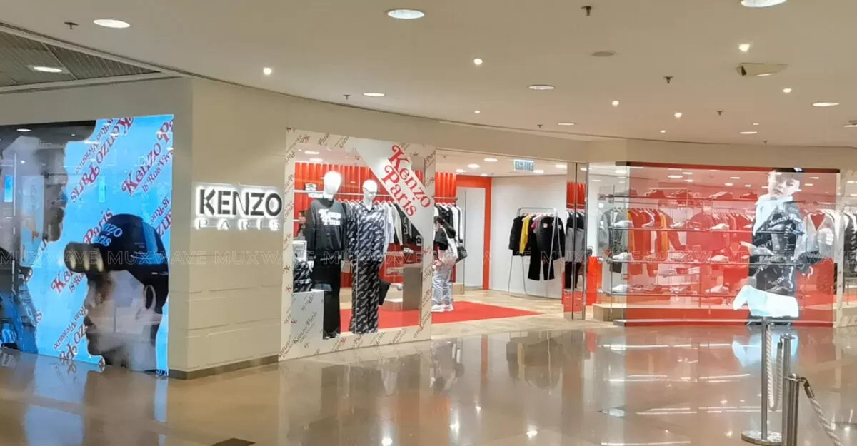 사례 하이라이트 | 매장 디스플레이용 MUXWAVE 홀로그램 투명 스크린 솔루션 11 香港kenzo旗舰店 1200x625 1