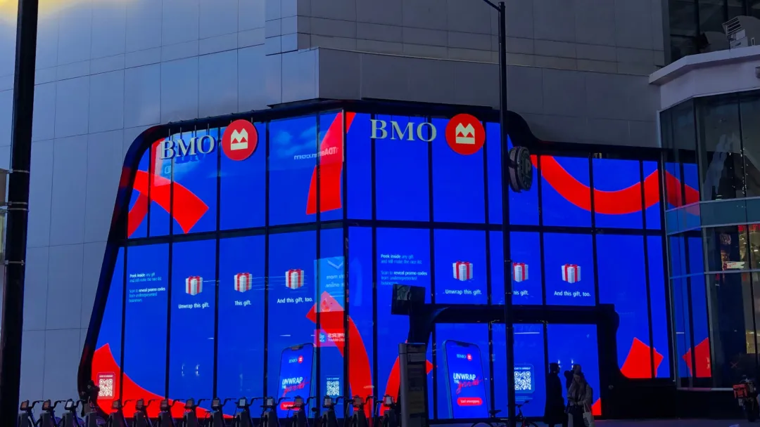 MUXWAVE Holographic Invisible Screen won the 2025 hi-tech talk auror a award 4 case Montreal