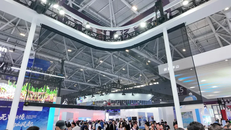 MUXWAVE At The China Hi-Tech Fair 2025 6 muxwave in china hi tech 2025 5