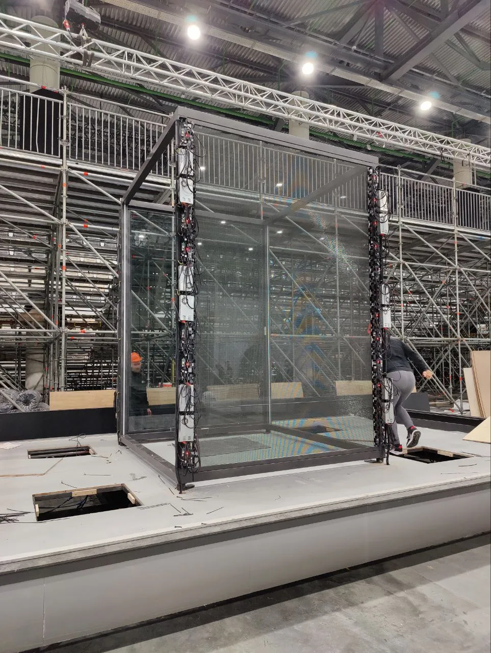 transparent led screen stage visual case kazan 05292006 4