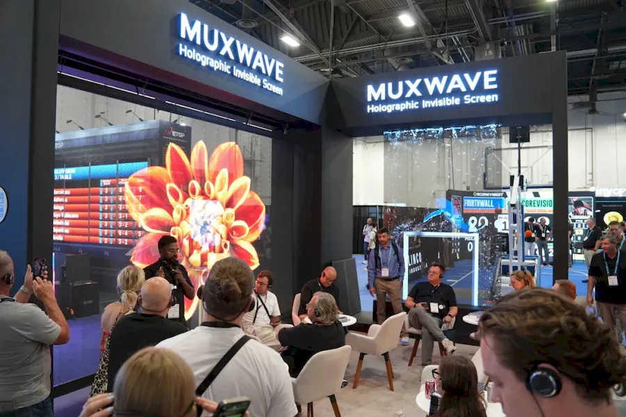 muxwave Holographic Invisibility Screen at infocomm 2026 06